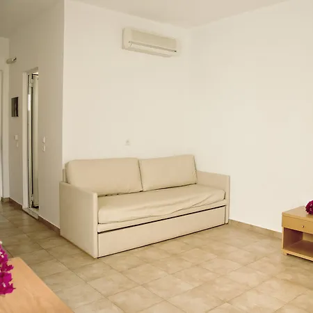 Lambis Studios&apartments 3* Líndos