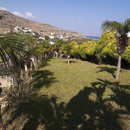 Lambis & Aparthotel Lindos (Rhodes)
