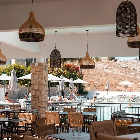 Lambis & Aparthotel