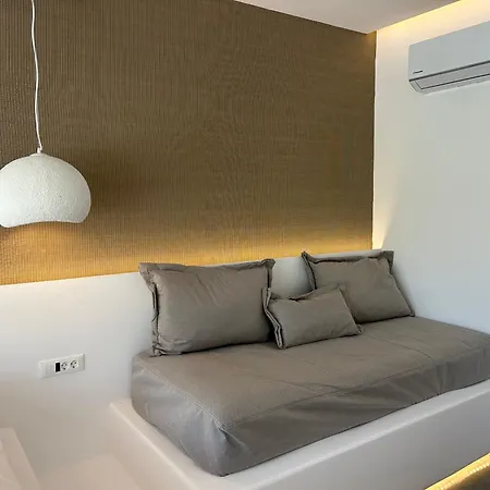 Lambis & Aparthotel 3*