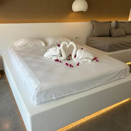 Lambis & Aparthotel